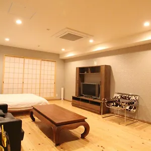 Shimanouchi Luxury Apartment
